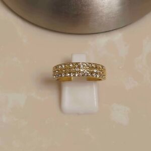 Elegant Gold and Silver Women's Ring